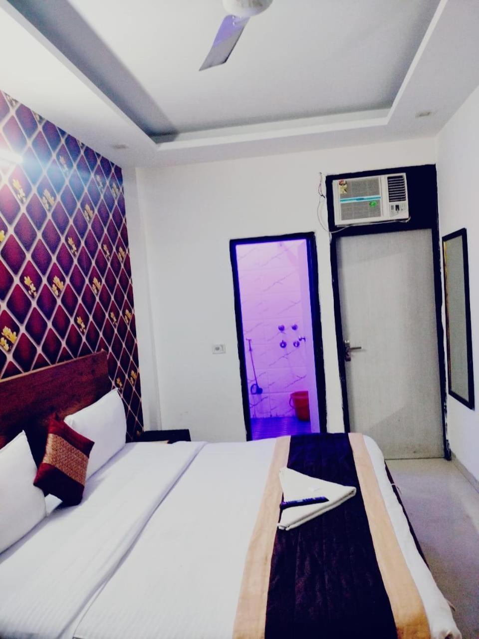 Suites Admiral Delhi Airport New Delhi Ngoại thất bức ảnh