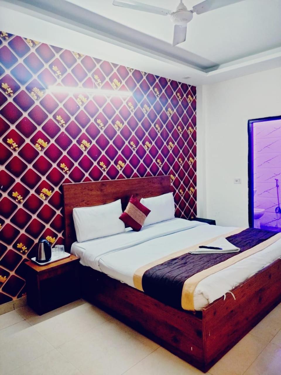 Suites Admiral Delhi Airport New Delhi Ngoại thất bức ảnh