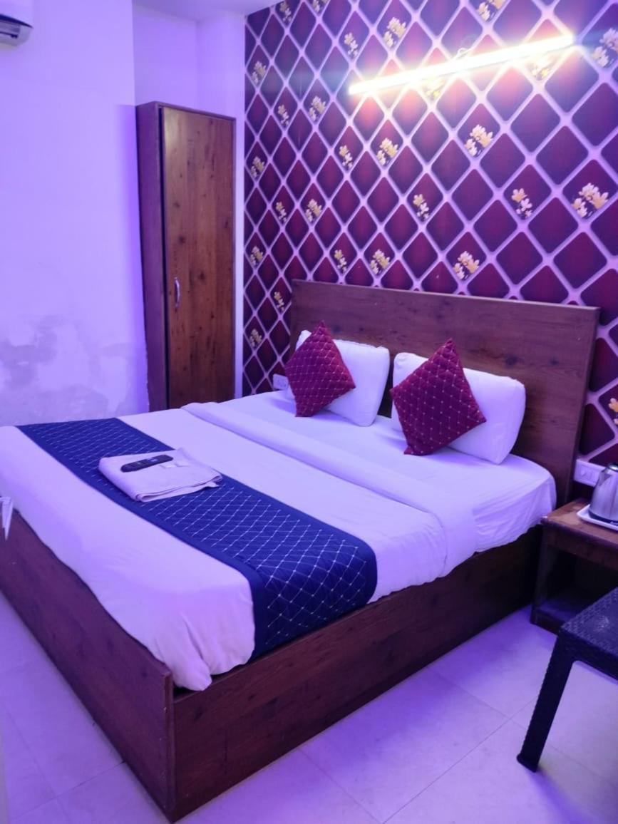 Suites Admiral Delhi Airport New Delhi Ngoại thất bức ảnh